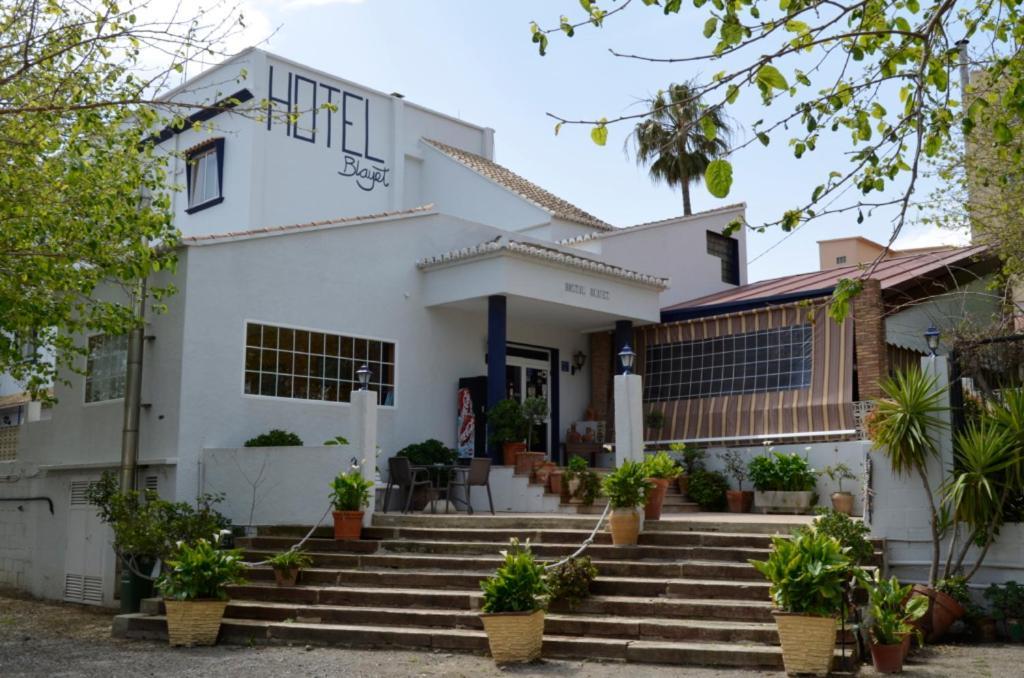 Hostal Blayet Valencia Exterior photo