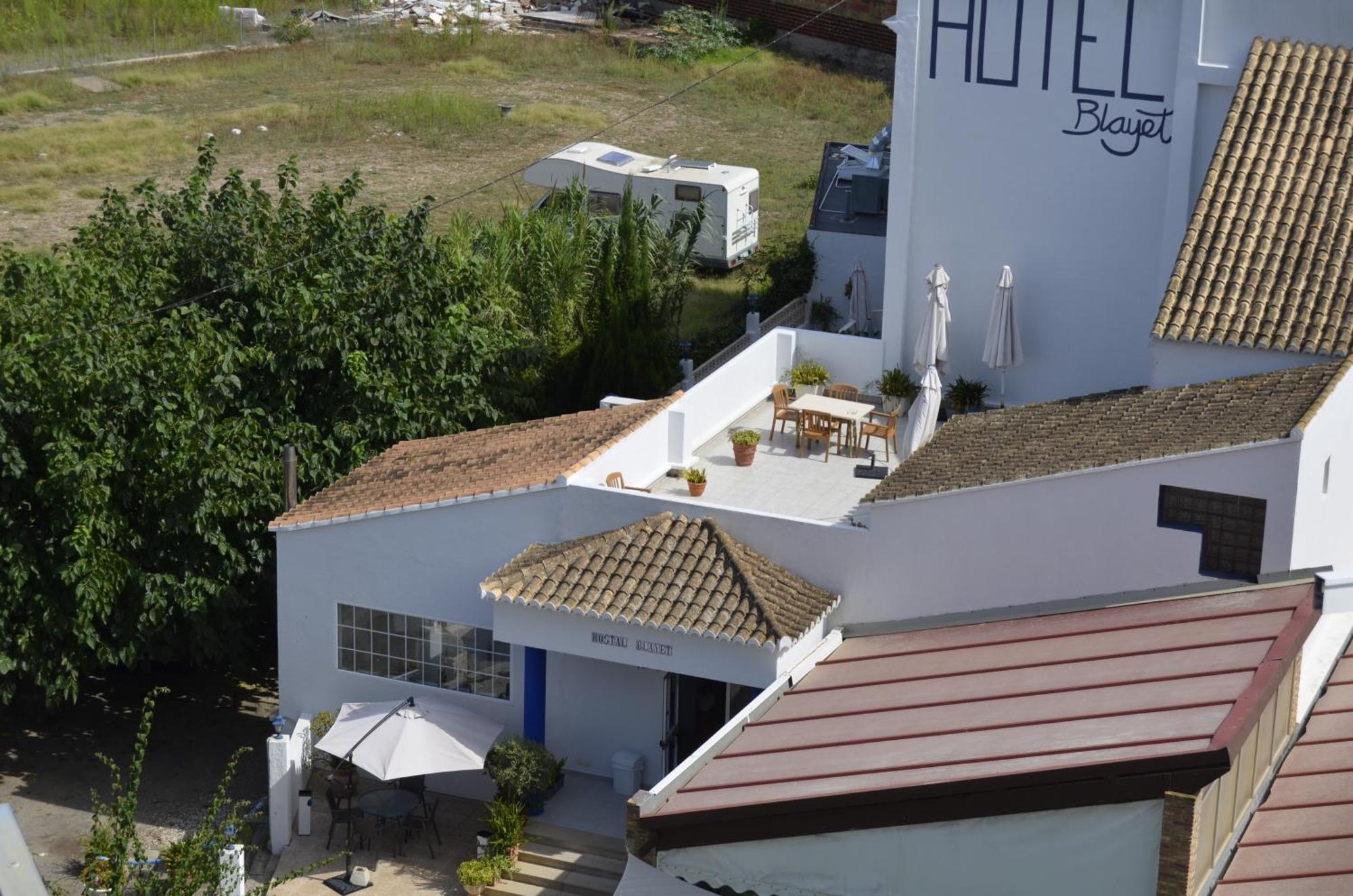 Hostal Blayet Valencia Exterior photo