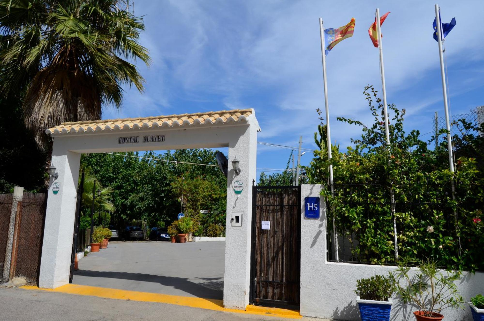 Hostal Blayet Valencia Exterior photo