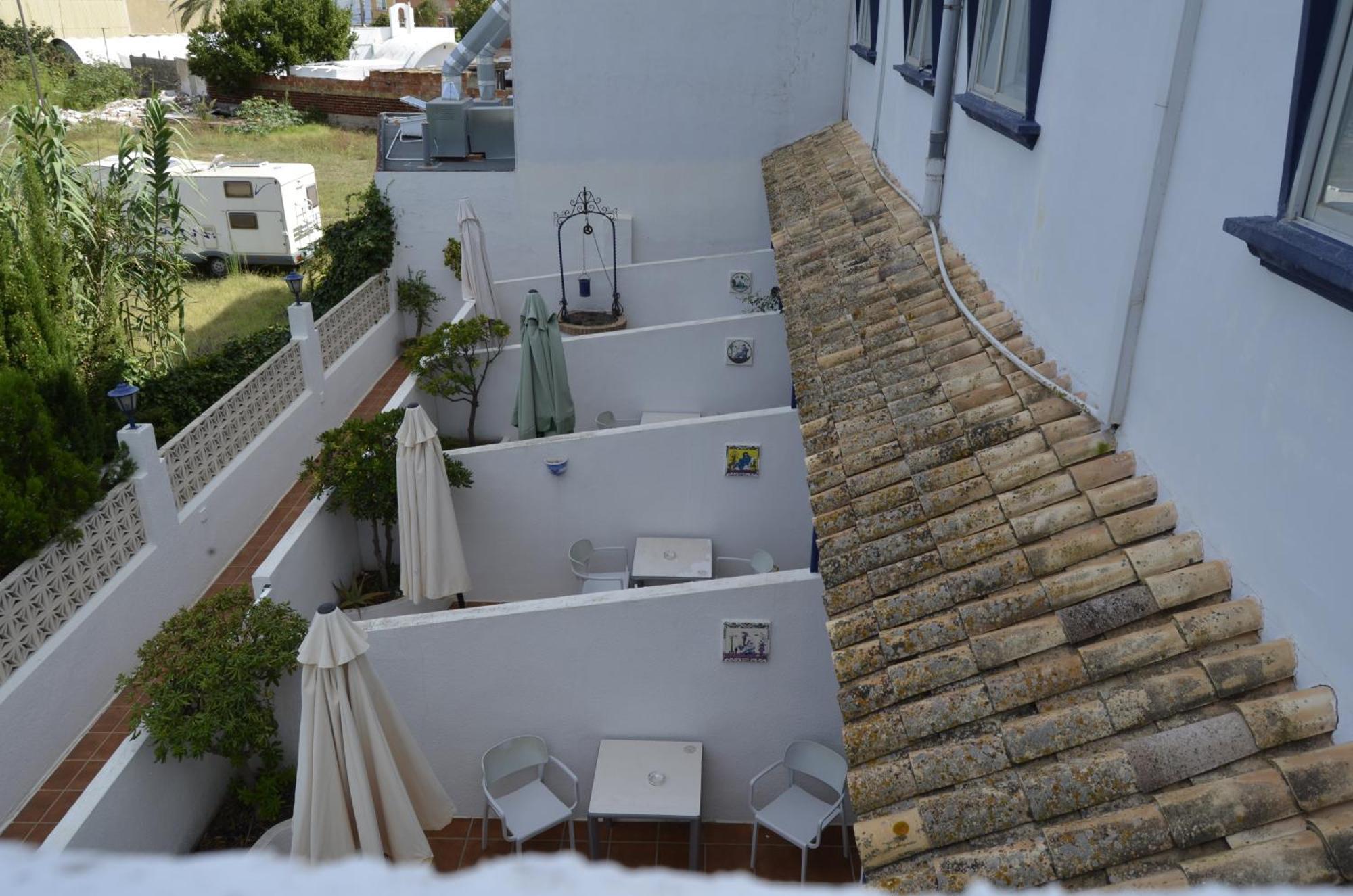 Hostal Blayet Valencia Exterior photo